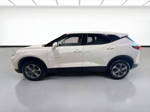 Used 2025 Chevrolet Blazer LT AWD/4WD image 8