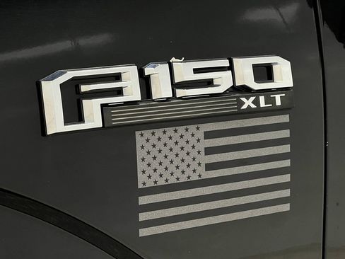 Used 2018 Ford F150 XLT w/ Equipment Group 302A Luxury AWD/4WD image 40