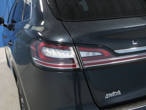 Used 2023 Lincoln Nautilus AWD w/ Premium Package image 37