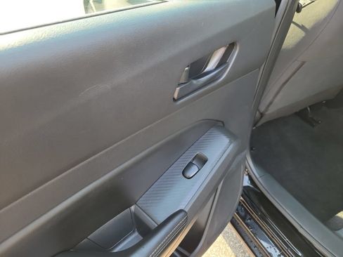 Used 2024 Nissan Altima 2.5 SV FWD image 18