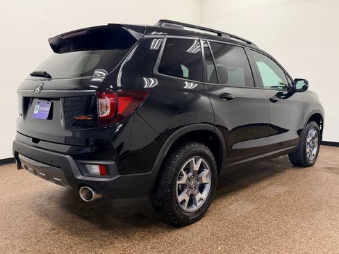 Used 2023 Honda Passport TrailSport image 6
