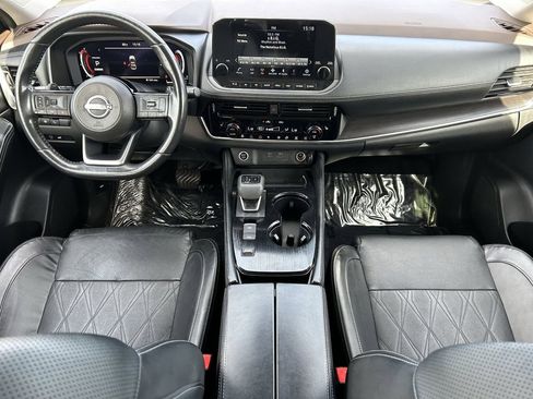 Certified 2023 Nissan Rogue Platinum w/ Platinum Premium Package image 18