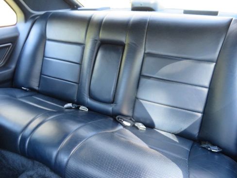Used 1988 Lincoln Mark VII LSC RWD image 11