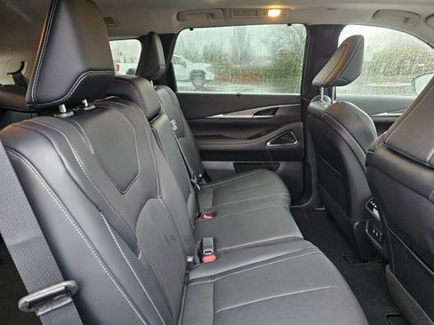 New 2026 INFINITI QX60 Luxe image 15