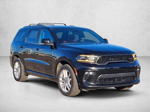 Used 2023 Dodge Durango GT image 4