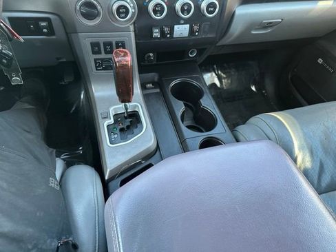 Used 2016 Toyota Sequoia Platinum AWD/4WD image 27