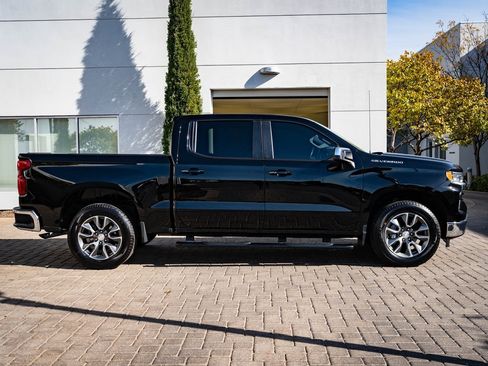 Used 2022 Chevrolet Silverado 1500 LT image 6