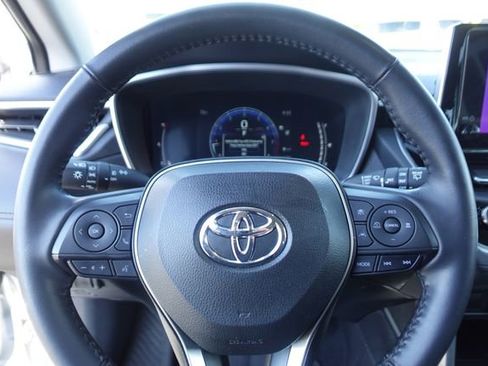 Certified 2023 Toyota Corolla Cross XLE w/ Convenience Package image 15