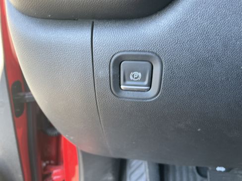 Used 2022 Chevrolet Silverado 2500 Custom w/ Snow Plow Prep/Camper Package image 37