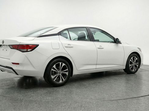 Used 2025 Nissan Sentra SV image 9
