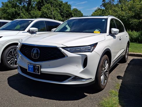 Certified 2024 Acura MDX SH-AWD w/ Advance Package image 3