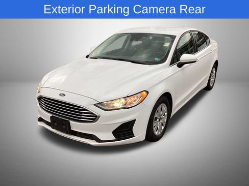 Used 2019 Ford Fusion S FWD image 1