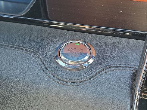 Used 2024 Lincoln Navigator Reserve image 31