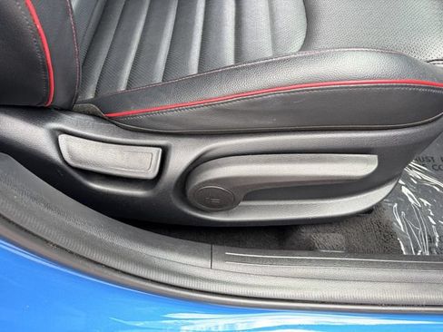 Used 2022 Kia Forte GT FWD image 12