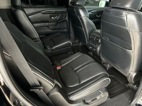 Used 2023 Honda Pilot Elite image 19