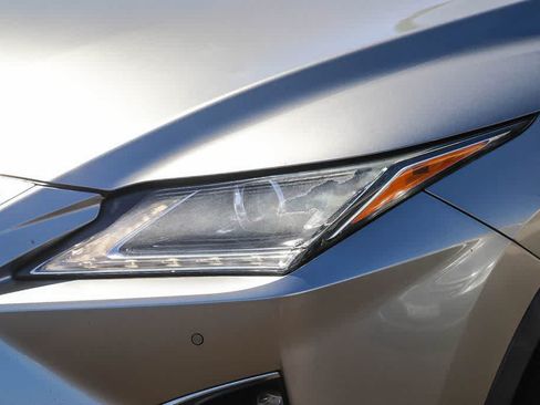Used 2018 Lexus RX 350L FWD w/ Premium Package image 6