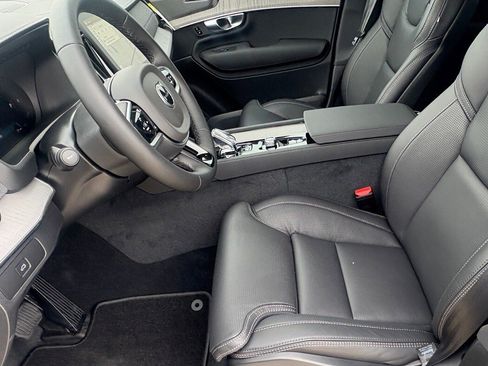 New 2026 Volvo XC90 B6 Ultra w/ Protection Package Premier image 19