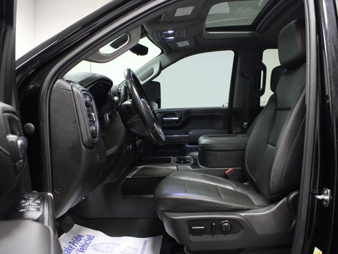 Used 2020 Chevrolet Silverado 2500 LTZ w/ LTZ Premium Package image 12