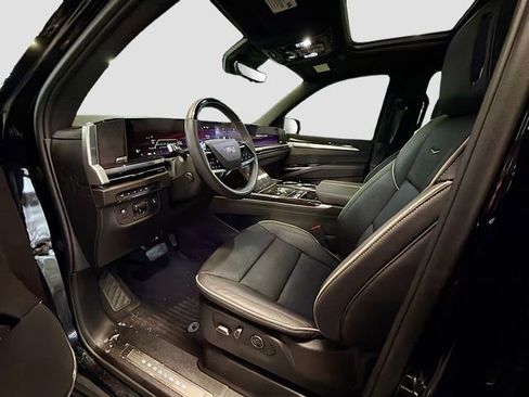 Used 2025 Cadillac Escalade ESV Premium Luxury w/ LPO, Floor Liner Package image 21