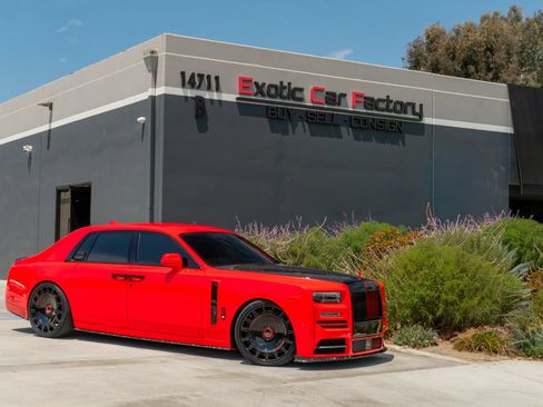 Used 2027 Rolls-Royce Phantom Sedan RWD image 1