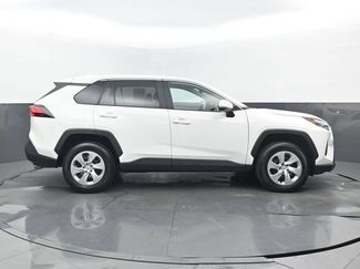 Used 2025 Toyota RAV4 LE FWD video 2