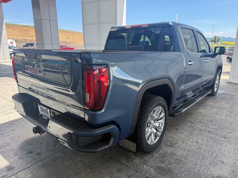 Used 2025 GMC Sierra 1500 Denali w/ Technology Package AWD/4WD image 8