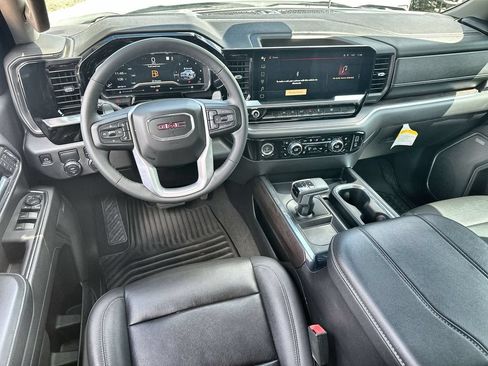 Certified 2023 GMC Sierra 1500 SLT RWD image 20