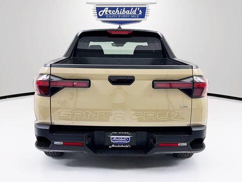 Used 2024 Hyundai Santa Cruz SEL AWD/4WD image 7