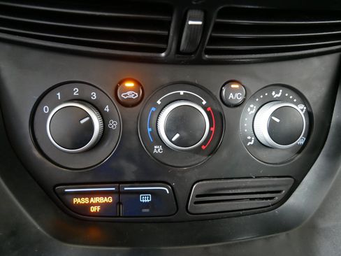 Used 2015 Ford Escape SE AWD/4WD image 23