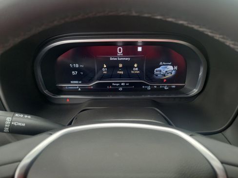 Used 2023 GMC Yukon SLT AWD/4WD image 14