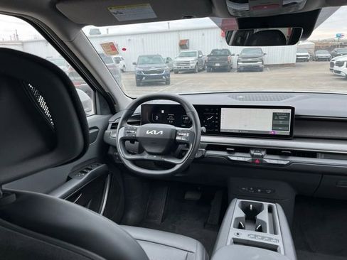 Certified 2024 Kia EV9 Light image 40