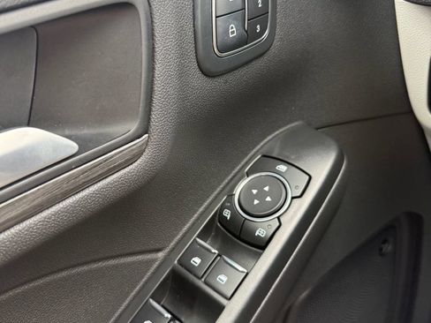 Used 2023 Ford Escape Platinum w/ Premium Technology Package AWD/4WD image 25