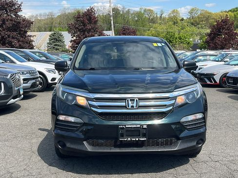 Used 2016 Honda Pilot LX image 2