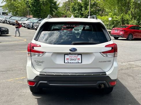 Used 2021 Subaru Forester Premium AWD/4WD image 6