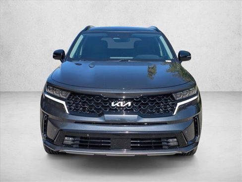 Used 2023 Kia Sorento SX AWD/4WD image 2