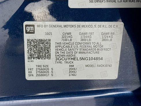 Used 2022 Chevrolet Silverado 1500 High Country w/ Technology Package image 34