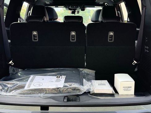 New 2026 INFINITI QX80 4WD w/ Sport Exterior Package image 26