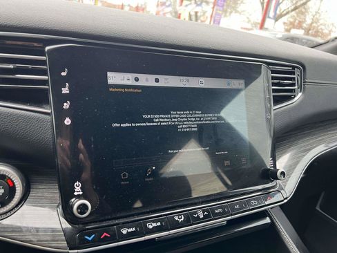 Used 2022 Jeep Wagoneer Series II image 26