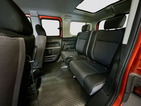 Used 2004 Honda Element EX image 27