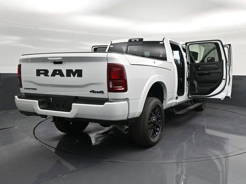 Used 2025 RAM 2500 Limited AWD/4WD image 18