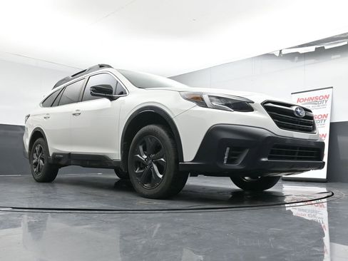 Used 2020 Subaru Outback Onyx Edition XT image 18