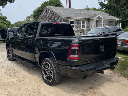 Used 2019 RAM 1500 Laramie AWD/4WD image 2