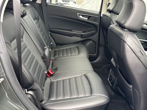 Certified 2024 Ford Edge SEL w/ Convenience Package image 10