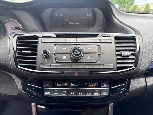 Used 2017 Honda Accord LX-S image 23