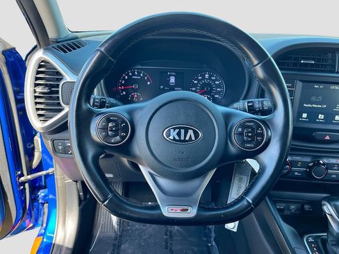 Used 2021 Kia Soul GT-Line FWD image 11