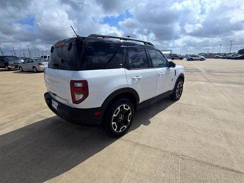 Used 2024 Ford Bronco Sport Outer Banks w/ Tech Package image 5