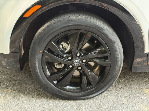 Used 2024 Buick Encore GX Sport Touring w/ Advanced Technology Package FWD image 43