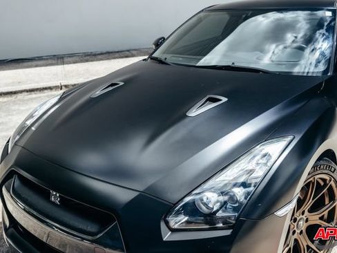 Used 2010 Nissan GT-R Premium AWD/4WD image 28