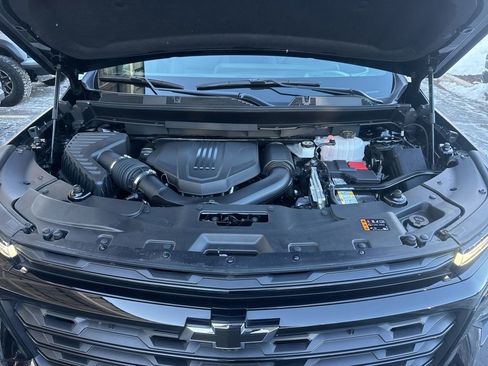 Used 2026 Chevrolet Traverse LT w/ Midnight/Sport Edition image 42