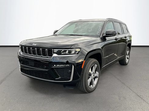 New 2026 Jeep Grand Cherokee L Limited w/ Luxury Tech Group II AWD/4WD image 3